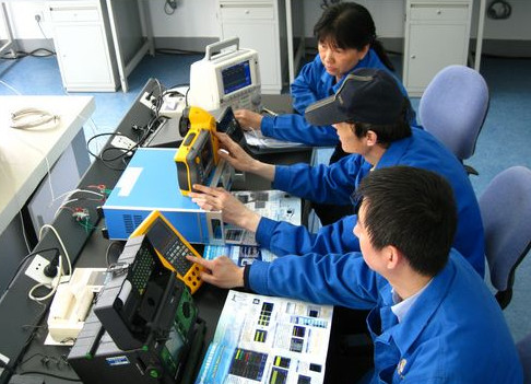 國家電爐質(zhì)量監督檢驗中心對本公司產(chǎn)品進(jìn)行質(zhì)量檢測